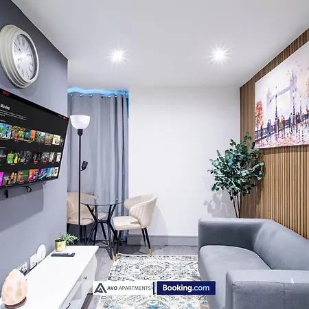 Alexander House By Avo *