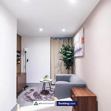 Alexander House By Avo * Bradford (West Yorkshire)