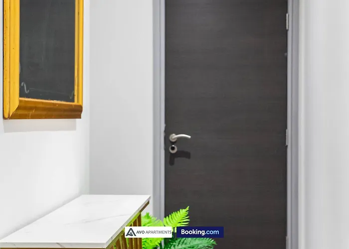 Alexander House By Avo * Bradford (West Yorkshire)