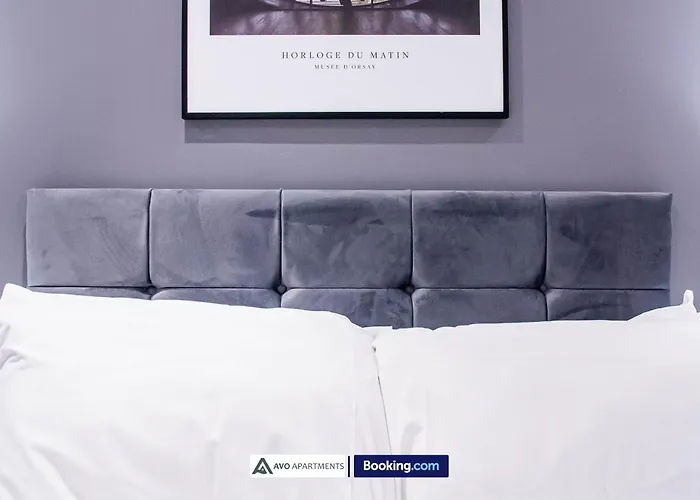 Alexander House By Avo *