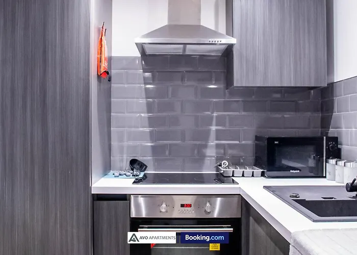 Alexander House By Avo *