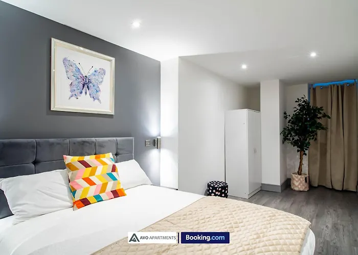 Alexander House By Avo * ブラッドフォード