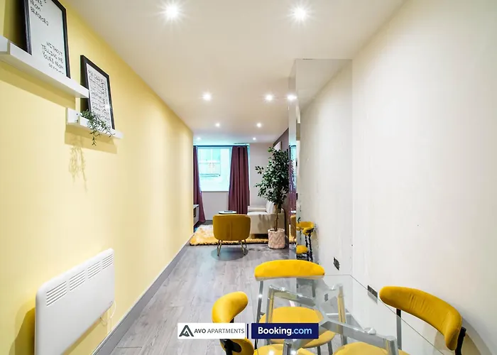 Alexander House By Avo * ブラッドフォード