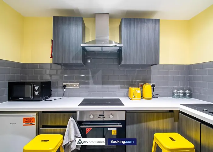 Alexander House By Avo * Bradford (West Yorkshire)