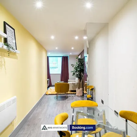 Alexander House By Avo * Bradford (West Yorkshire)